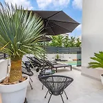 8 Eight With 2 Pools - Vodice Srima