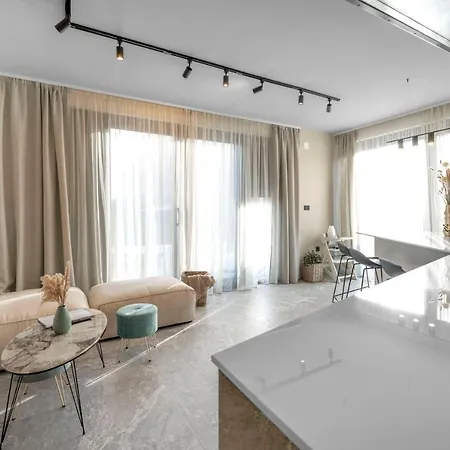 8 Eight With 2 Pools - Vodice