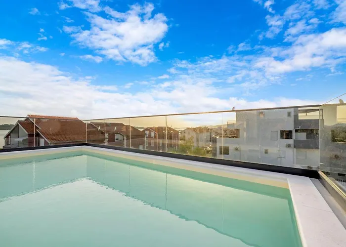 8 Eight With 2 Pools - Vodice