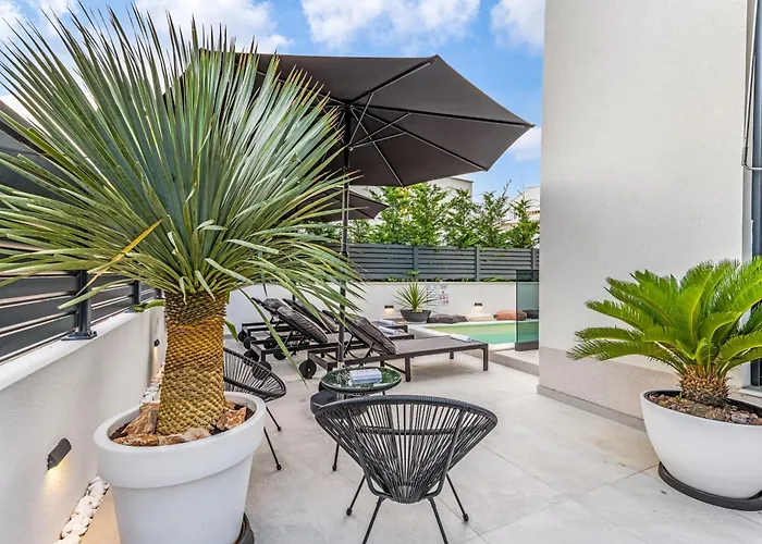 8 Eight With 2 Pools - Vodice Srima